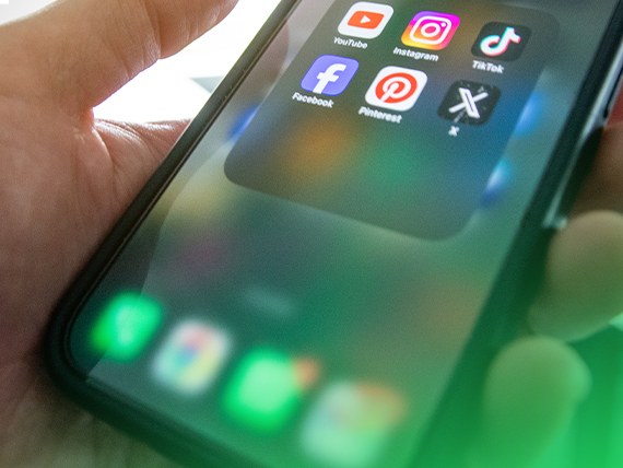 Social Media und Suche auf dem Smartphone